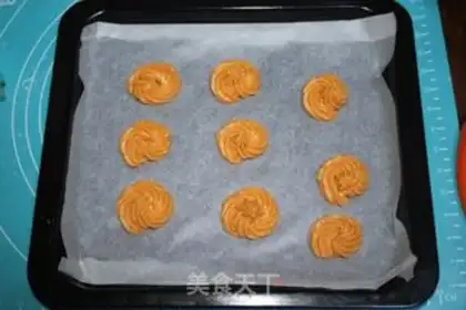 Make Tomato sauce butter cookies step 7