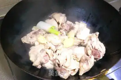 Make Chicken stew mushrooms step 2