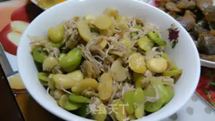Make White flowers and beans step 5