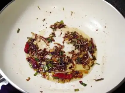 Make Xinjiang chicken step 8