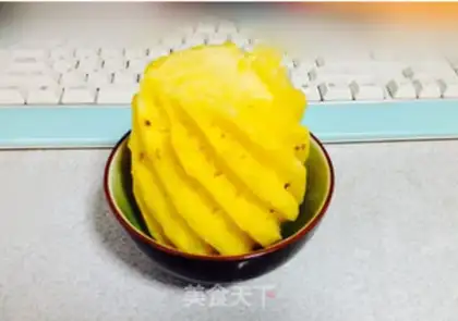 Make Pineapple pasta step 0