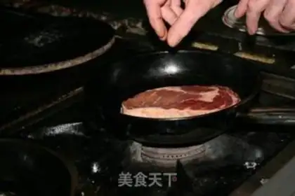 Make Fried Angus eye steak step 0
