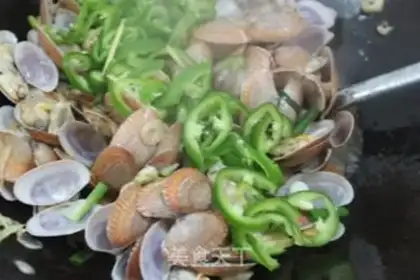 Make The purple succulent step 7