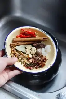 Make Tomato beef noodles step 2