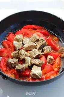 Make Tomato beef noodles step 5