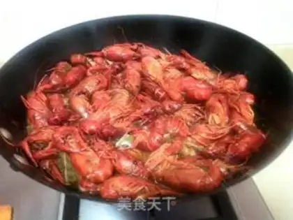 Make Spicy lobster step 4