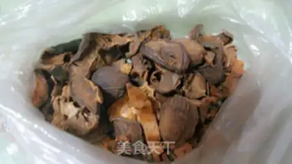 Make Pumpkin chicken in Yunzhou step 0