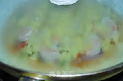 Make Bacon seafood pizza step 23