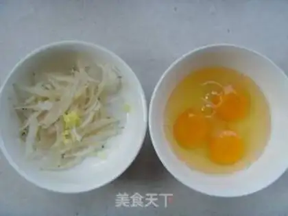 Make Silverfish fried eggs step 0