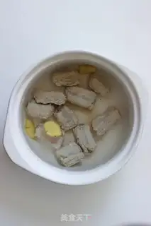 Make Frecklebone soup step 1