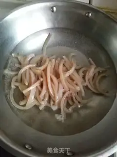 Make Garlic pig skin step 1