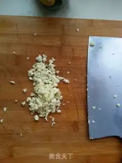 Make Garlic pig skin step 2