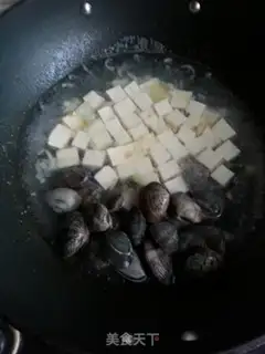 Make Korean tofu soup step 5
