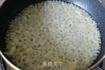 Make Garlic fan sap step 3