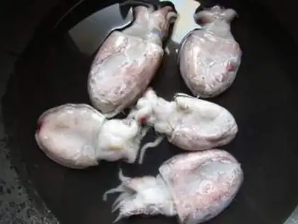 Make Spicy seafood soup step 0