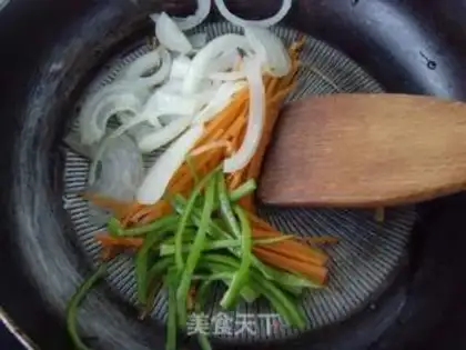 Make Hot fried rice cake step 2