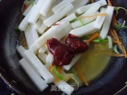 Make Hot fried rice cake step 3