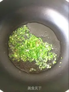 Make Carrot green peppers for five flowers step 5