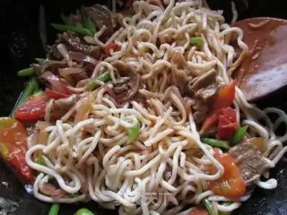 Make Beef noodles step 7
