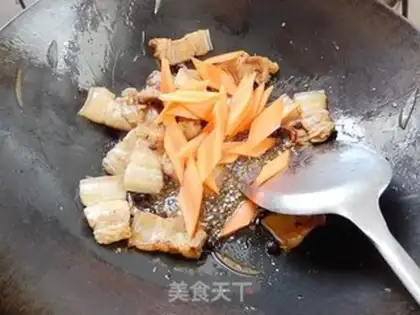 Make Carrot green peppers for five flowers step 10