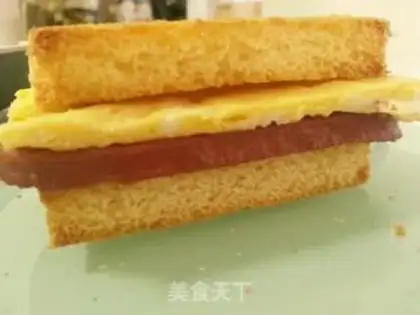 Make A Hong Kong-style egg sandwich step 8