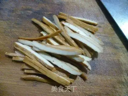 Make White onion dry carrots step 5