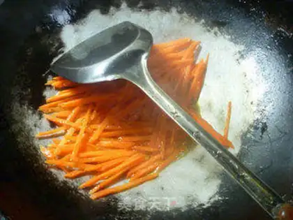Make White onion dry carrots step 6
