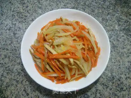 Make White onion dry carrots step 11