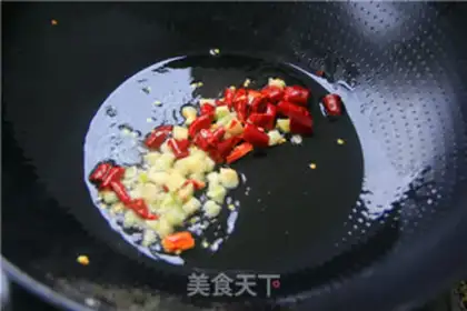 Make Spicy bean horns step 2