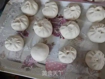 Make Meatloaf buns step 17