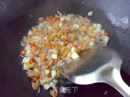 Make Shrimp bean drum sauce step 1