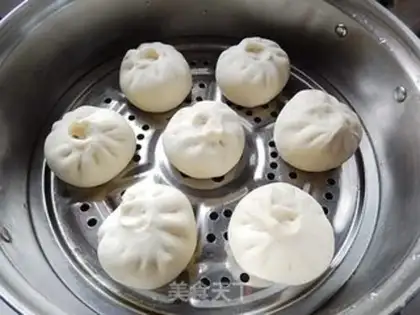 Make Meatloaf buns step 18