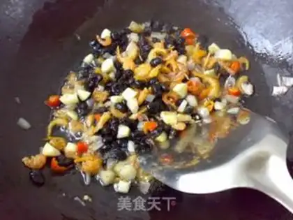 Make Shrimp bean drum sauce step 2