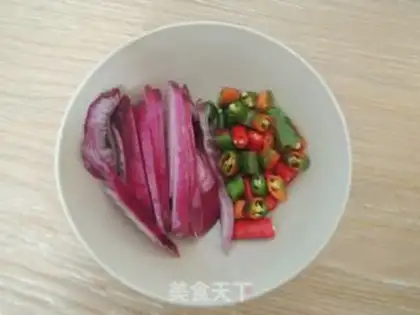 Make Thai vegetable chicken salad step 3