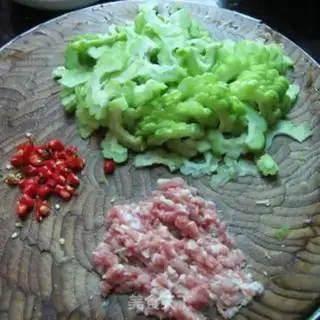 Make Meat melon step 1