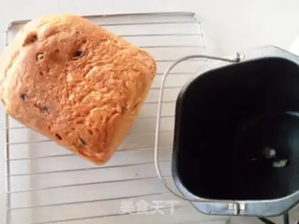 Make Big raisin bread step 5