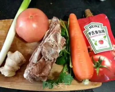 Make Tomato chop soup step 0