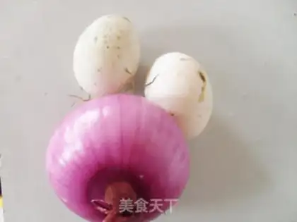 Make Onion fried eggs step 0