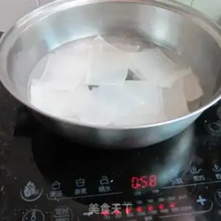 Make Clean crystal radish step 3