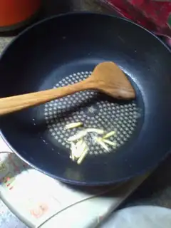 Make White-fried meat step 1