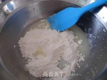 Make Strawberry black and white step 2