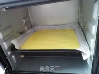 Make Strawberry black and white step 9