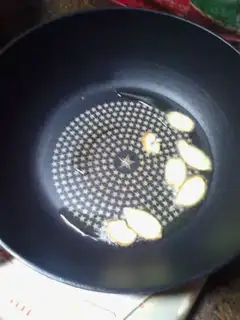Make Tofu soup step 1