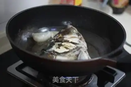Make Red-burned fish head step 1