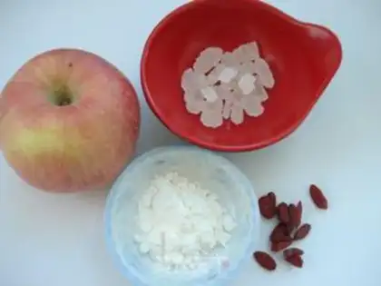 Make Apple soup step 0