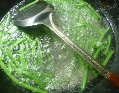 Make Garlic beans step 2