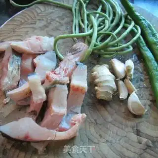 Make Fresh bean horned fish step 0