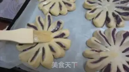Make Spaghetti-shaped bread step 8