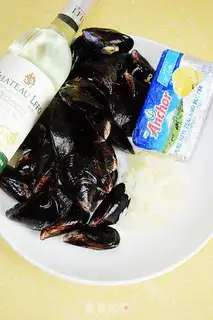 Make French mussels step 0