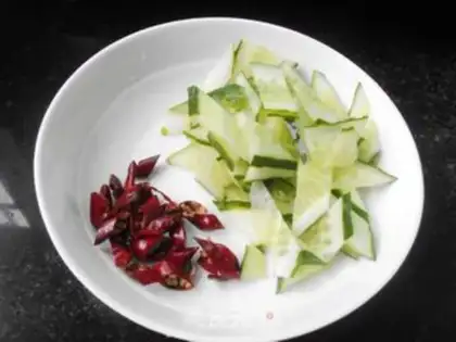 Make A cucumber collide step 4